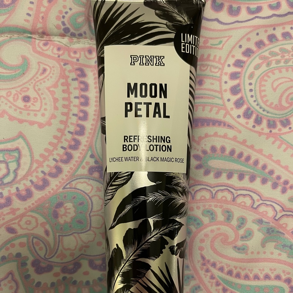 PINK Moon Petal Limited Edition Body Lotion